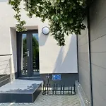 Sonnenlay Lounge - & *