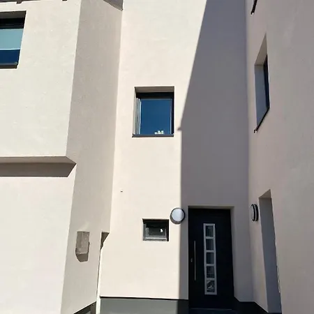 Sonnenlay Lounge Und Balkon Garten E-ladestation דירה *