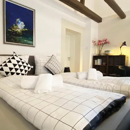 Sonnenlay Lounge Und Balkon Garten E-ladestation בראונברג