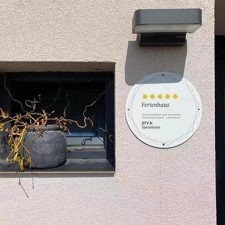 Sonnenlay Lounge Und Balkon Garten E-ladestation דירה