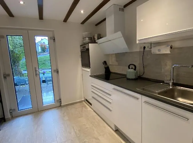 Sonnenlay Lounge - & * Brauneberg